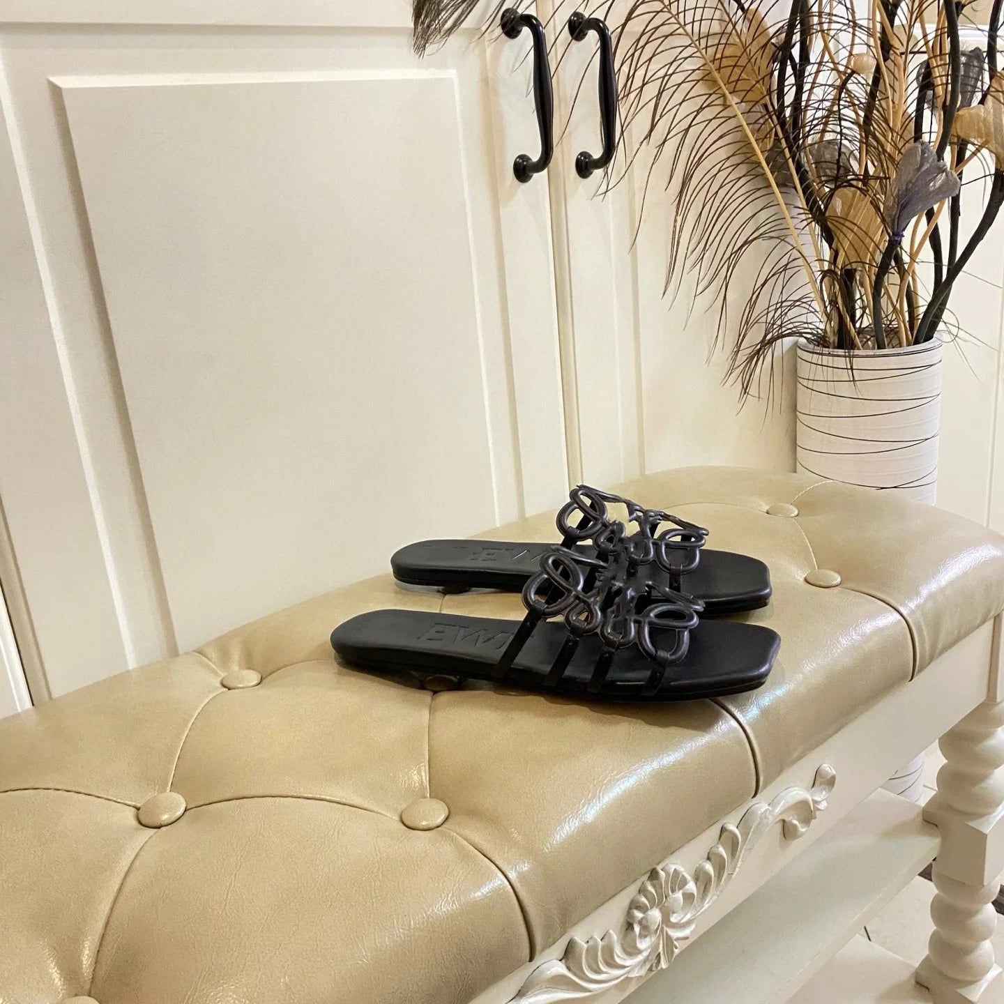 Flat Flip-Flops Sandals