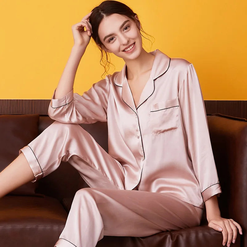 100% Mulberry Women Silk Pajamas  Long-sleeved Two-piece Couple Home Service Silk Pajamas For Lady