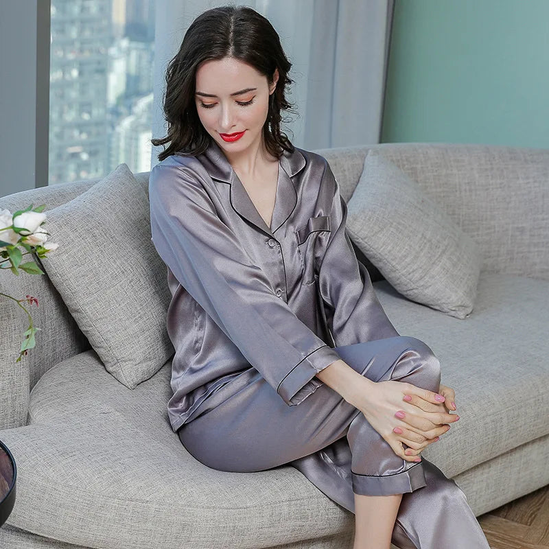100% Mulberry Women Silk Pajamas  Long-sleeved Two-piece Couple Home Service Silk Pajamas For Lady