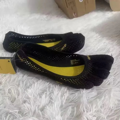 Breathable and quick-drying five-toed V-Soul sneakers are perfect for yoga, walking, and outdoor .