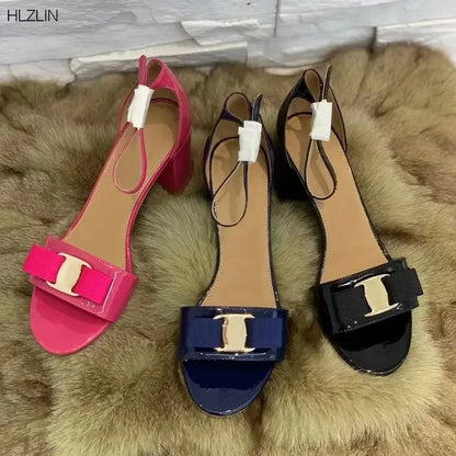 Summer leather sandals with thick heels