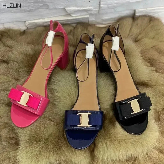 Summer leather sandals with thick heels