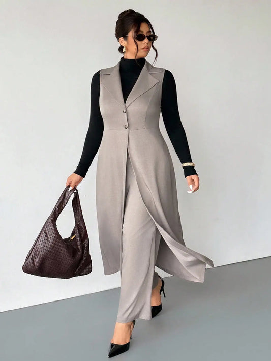 Plus Size Women's Long Sleeveless Blazer Suit Set in Gray for Spring