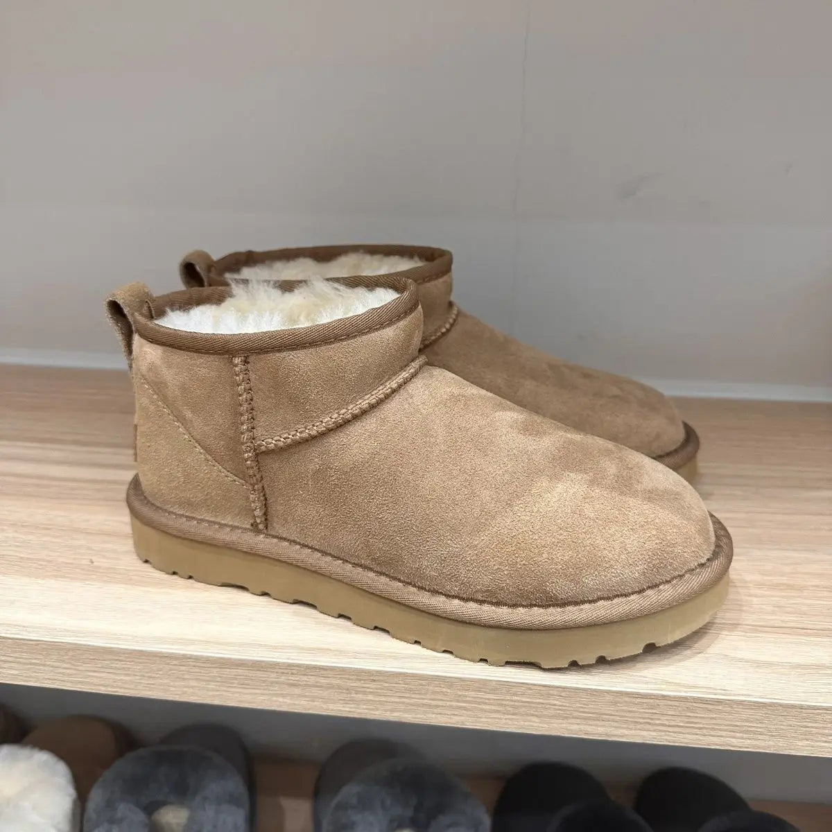 Womens Fur Slippers Uggs