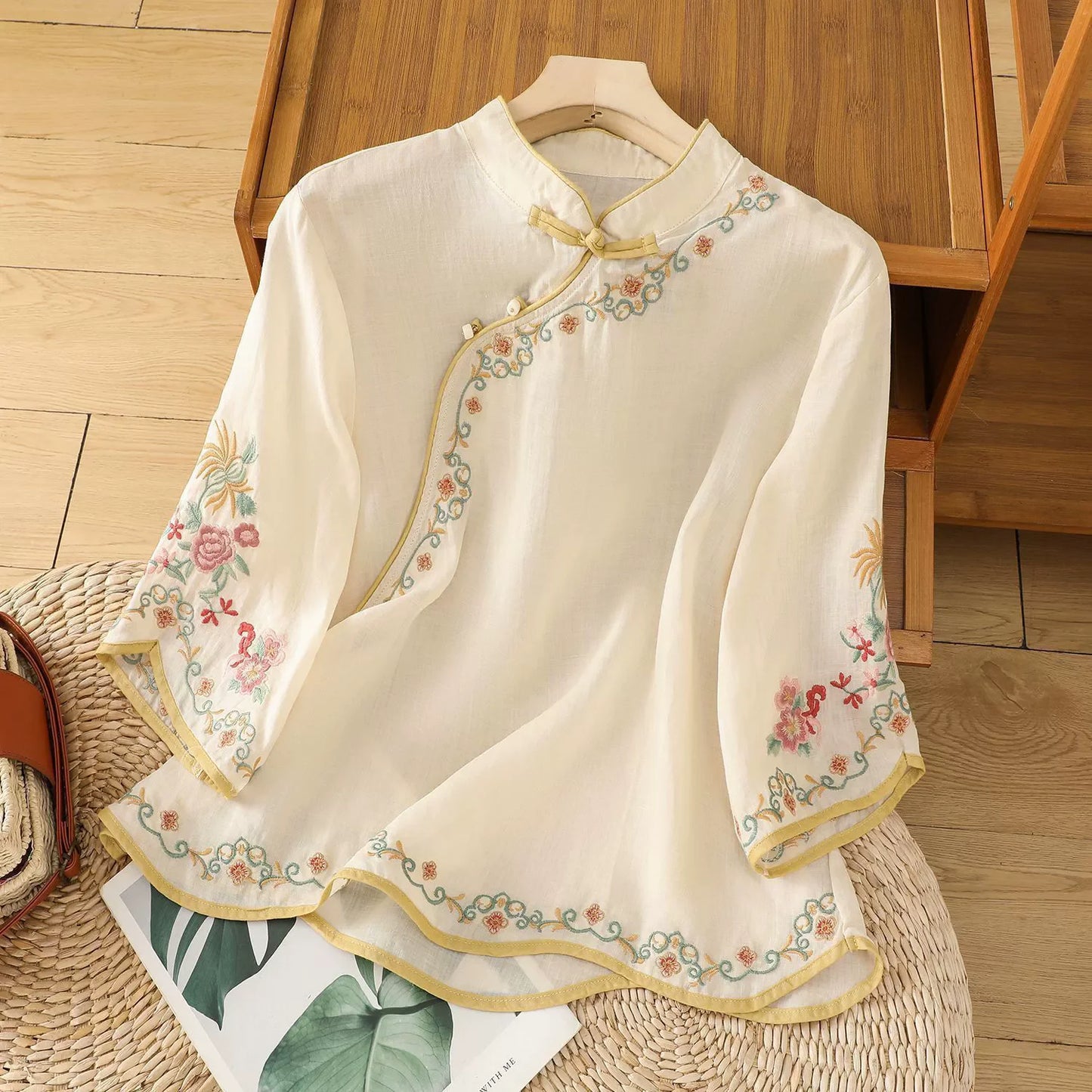 Casual Loose Blouse Shirt Women  Vintage Embroidery Woman Shirt